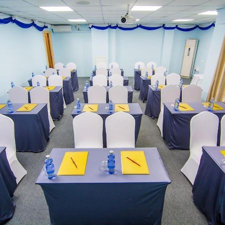 Botahtaung Hotel Yangon Dış mekan fotoğraf