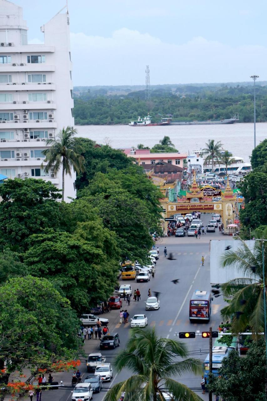 Botahtaung Hotel Yangon Dış mekan fotoğraf
