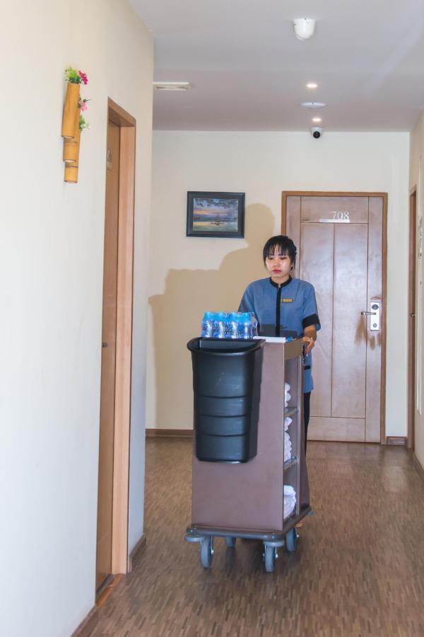 Botahtaung Hotel Yangon Dış mekan fotoğraf