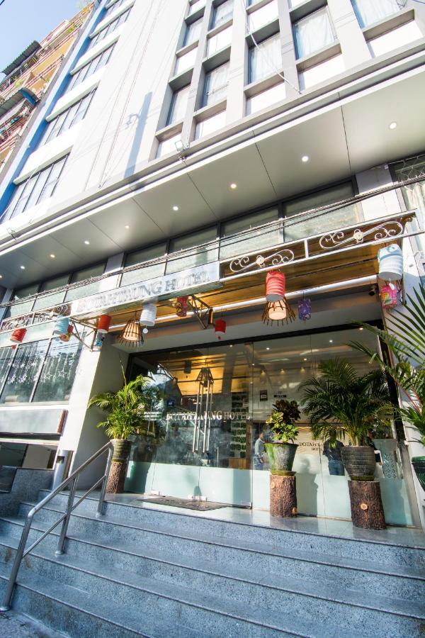 Botahtaung Hotel Yangon Dış mekan fotoğraf