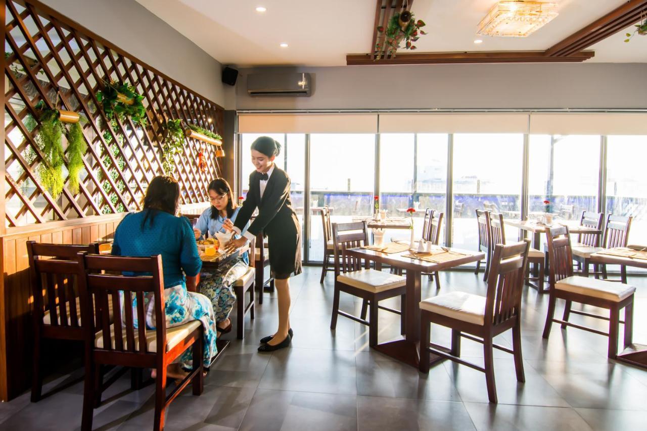 Botahtaung Hotel Yangon Dış mekan fotoğraf