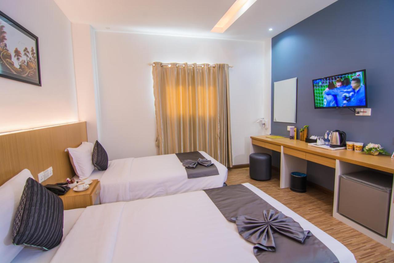 Botahtaung Hotel Yangon Dış mekan fotoğraf