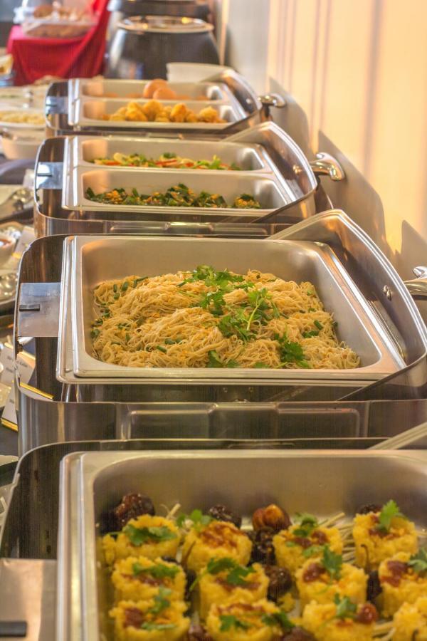 Botahtaung Hotel Yangon Dış mekan fotoğraf